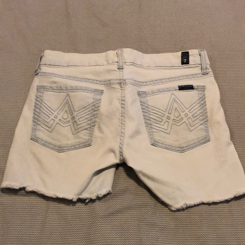 7 Jean shorts 🩳